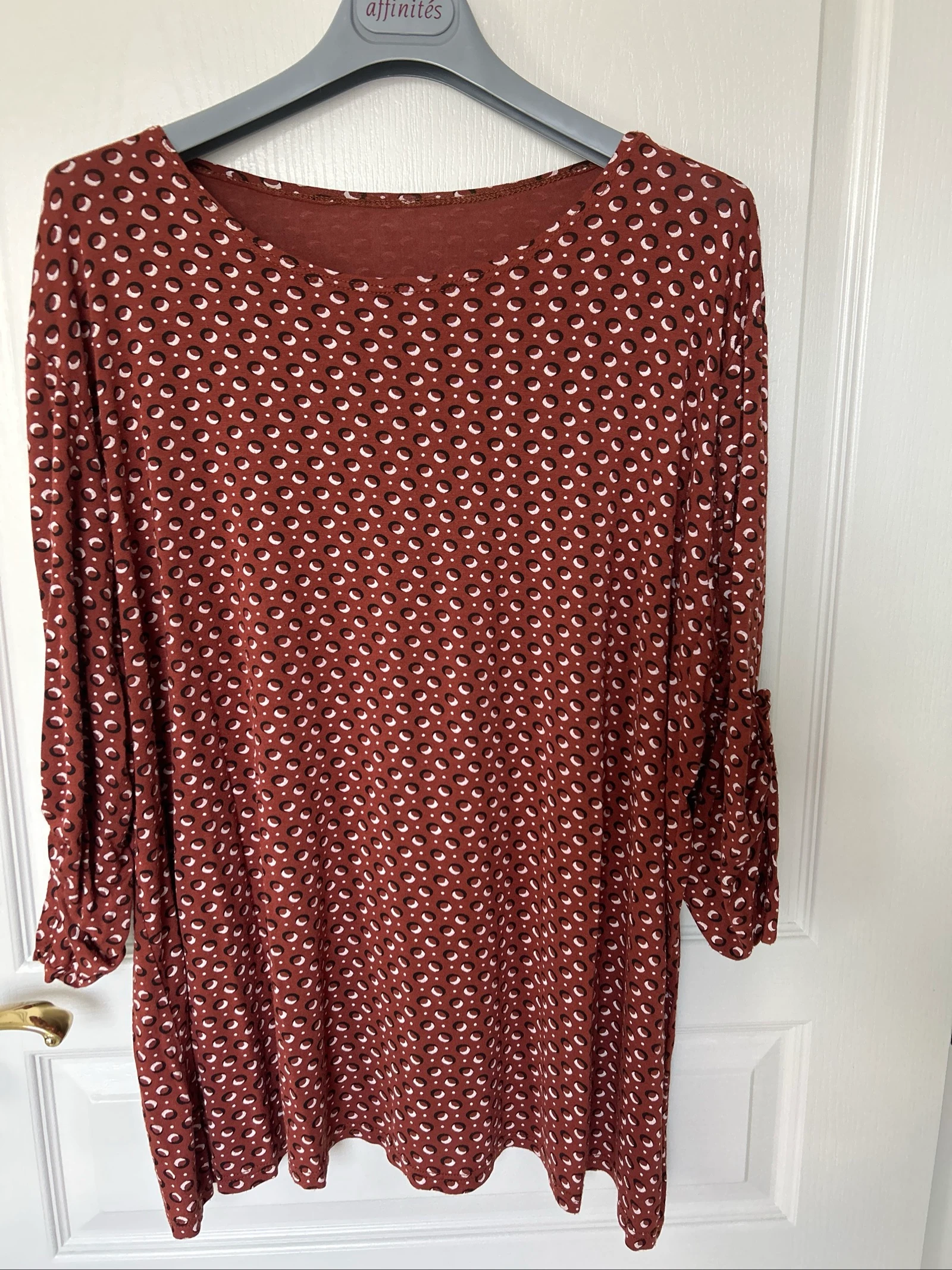 Camiseta de manga 3/4 marrón – photo 5